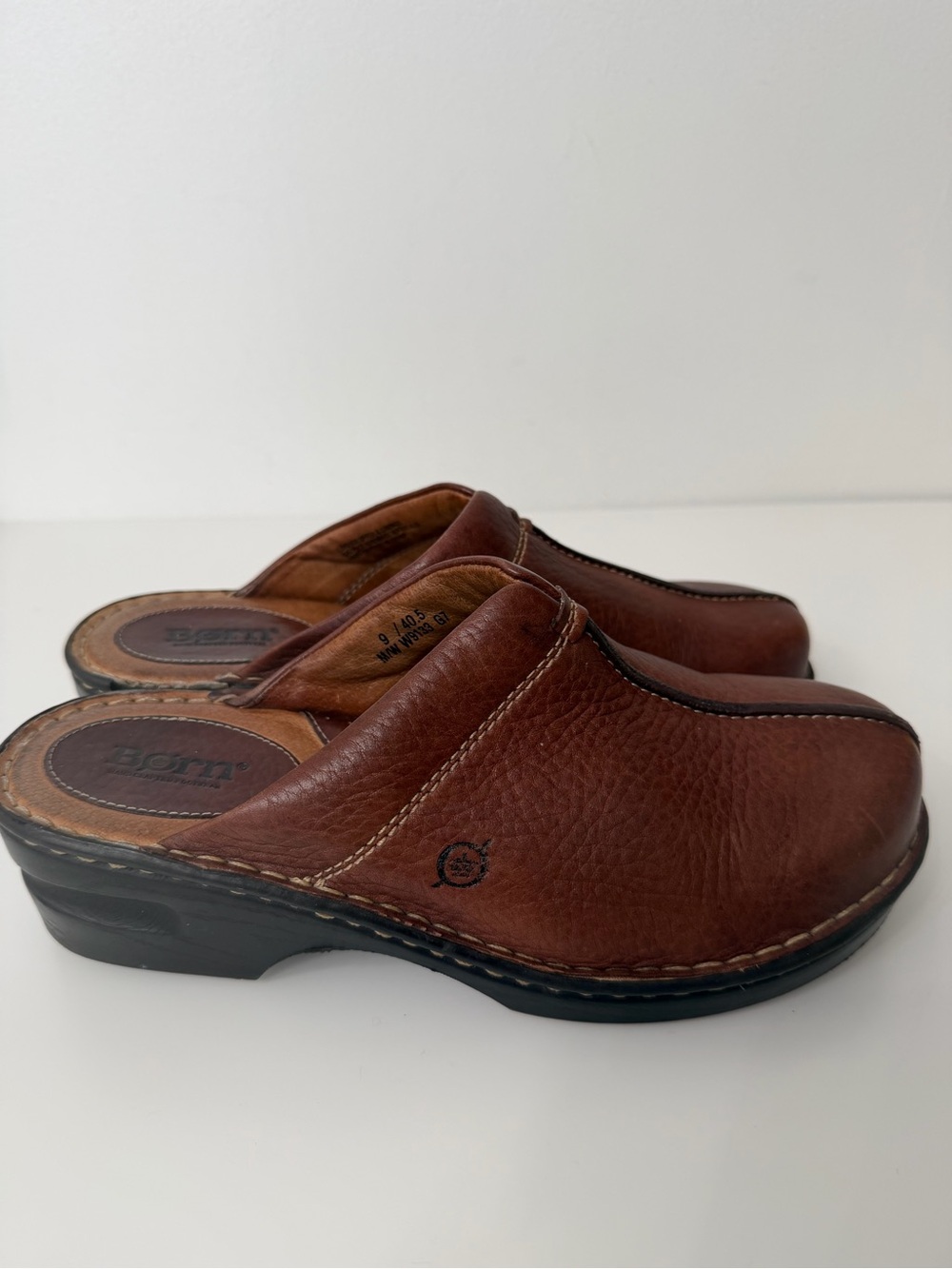 Born Brown Leather Slip-On Clog Size 9 - Picture 5 of 14